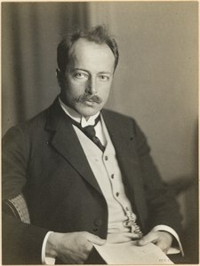 Max von Laue (1914)