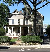 House at 240 Sea Cliff Avenue in 2015