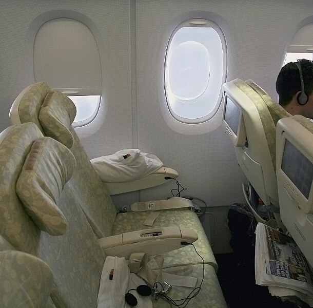 610px-A380_Economy_seats.jpg