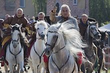 Folkloristic reconstruction of the Company of Death led by Alberto da Giussano who is preparing to carry out the charge during the battle of Legnano at the Palio di Legnano 2014. Carica della Compagnia della Morte - Palio di Legnano 2014.JPG