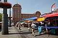 Statenplein, hedendaags. Marktdag.