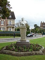 Statue de Charles Bertrand