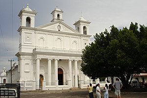 蘇奇托托市內教堂
