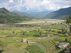 Blick auf Sipaghat und den Fluss Indrawati