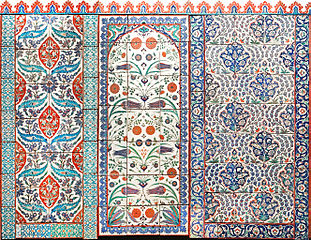 Panneaux du mur de céramique ottomane