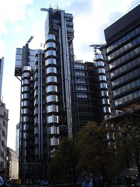 450px-LloydsBuilding_HiRes01.JPG