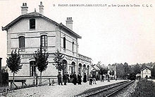 Bâtiment voyageurs et quais de la gare vers 1905