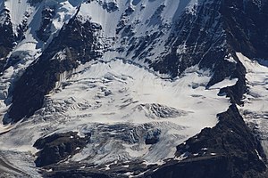 Stuefesteingletscher vom Schilthorn 2970 m ü. M. aus gesehen, mit Äbeni-Flue-Nordwand.