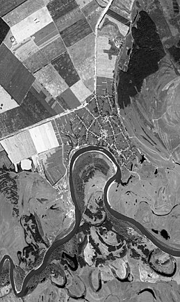 Спутниковая съёмка села Зметнев. 1972 год