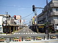 東口駅前風景（この部分のアーケードは後に撤去）