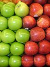 Assorted Red and Green Apples 2120px.jpg