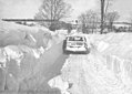 Schneeverwehungen erschwerten den Verkehr in Teilen New Yorks.