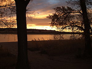 English: Looking east at morning twilight beyo...