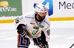 Jack Connolly AIK-Färjestad 2014-01-18.jpg