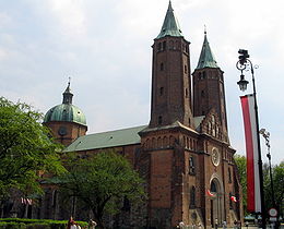 Katedrala blagoslovljene Djevice Marije iz 12. stoljeća.