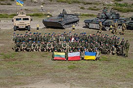 En 2016 à Novaïa Deba avec la brigade lituano-polono-ukrainienne lors de la cérémonie d'ouverture de l'exercice Anaconda.