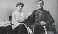 Nadja Petrowna mit ihrem Bruder Roman Petrowitsch Romanow, um 1917