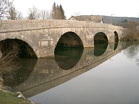 Pont-du-Navoy&#160;: le pont du XVIIIe siècle