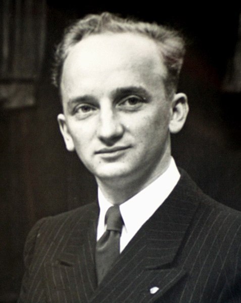 파일:Prosecutor Benjamin Ferencz at the Einsatzgruppen Trial portrait.JPG