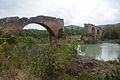 File:Puente Medieval sobre Rio Aragon en Yesa.JPG