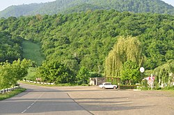 On the road between Kirants and Nerkin Tsaghkavan