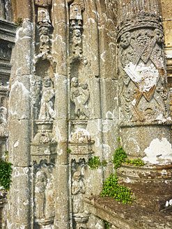 Piédroits on the right side of the entrance to the south porch at Ploudiry