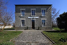 The town hall in Roinvilliers