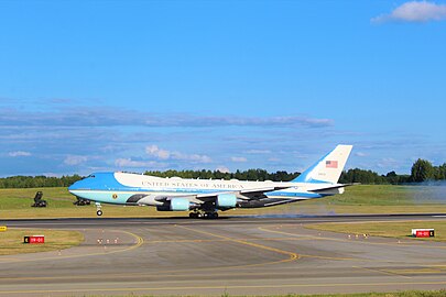 10 июля 2023 г. Самолет президента США Air Force One (Boeing VC-25) приземлился в аэропорту Вильнюса