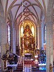 På en kulle utanför Ptuj står en vacker gotisk hallkyrka konstruerad av byggmästaren Peter Praler mot slutet av 1300-talet. Praler byggde även katedralen i Prag.