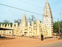 Mosque in Bobo-Dioulasso, Burkina Faso BoboDioulasso-GrandMosqueN.JPG