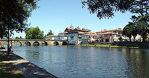 Chaves Rio Tâmega e Madalena Jardim Público.jpg