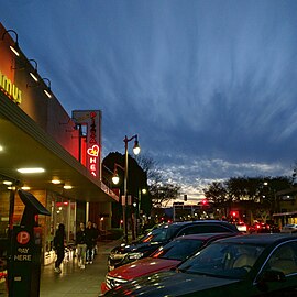 Downtown San Mateo businesses along 4th (2018)