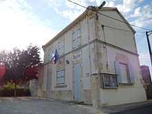 Ang Town Hall sa Saint-Martin-de-juiller