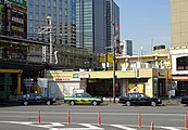 東口駅舎（2016年6月）