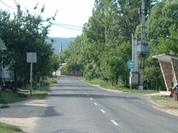 A község főutcája, a 8718-as út északnyugat felé nézve