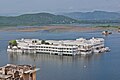 Lake Palace in L-Bauform