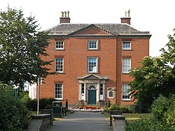 Long Eaton Town Hall, wide view (10)