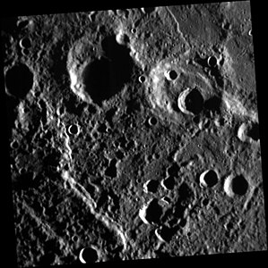 Another image at low sun angle, with facula near bottom center