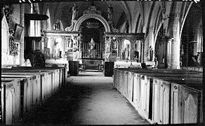 Église Saint-Victor, vue de la nef en direction du chœur, par Lucien Roy (1931).