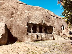 Mandagapattu – Trimurti-Tempel