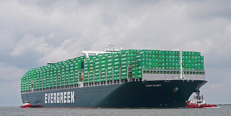 The Evergreen G class has an estimated maximum capacity of 20,000 shipping containers. Show another