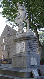 Un preux, le comte Roland de Saint-Vincent Brassac (monument aux morts)[9]