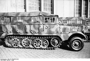 Sd.Kfz. 11 mit Pionieraufbau