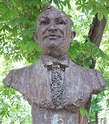 Busto de Pedro Vargas (L.A. Sanguino, Madrid) 01b.jpg