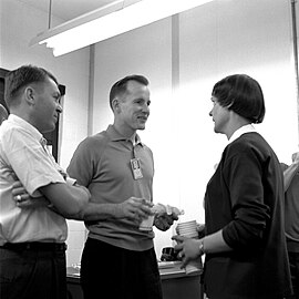 Елиот Си (лево), Едвард Вајт (средина) и Ди О’Хара, 1962. године