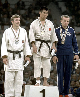 Eric Hänni, Takehide Nakatani, Oleg Stepanov 1964.jpg