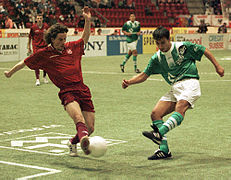 Hakan Yakin beim Hallenmasters-Final 1998 für St. Gallen