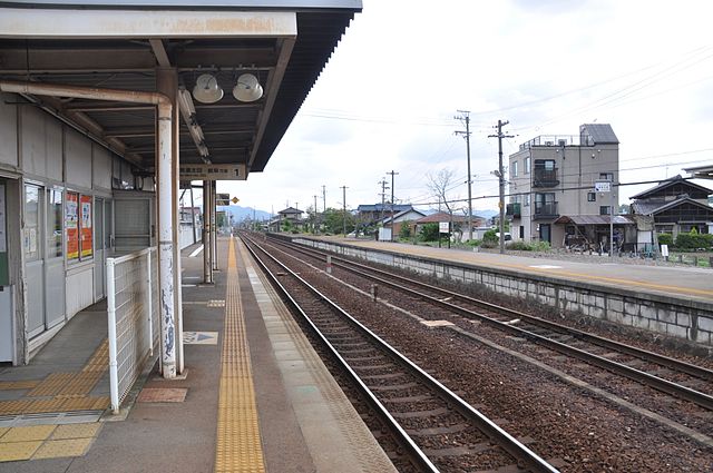 640px-Kobi_station1%2CMinokamo_City%2CGifu%2CJapan.jpg