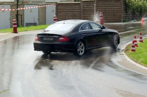 Mercedes AMG CLS 55 - Demonstration of driftin...