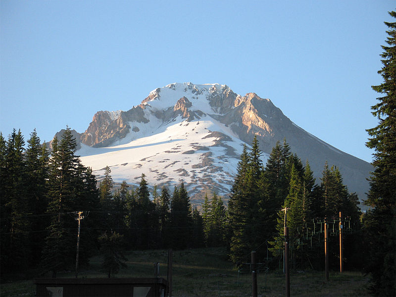 800px Mt Hood Oregon